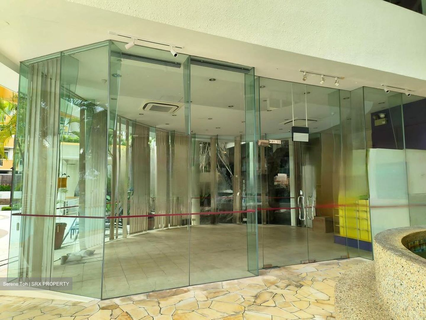 The Petals (D23), Retail #451598151